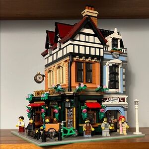 Lego 10350 Tudor Corner
